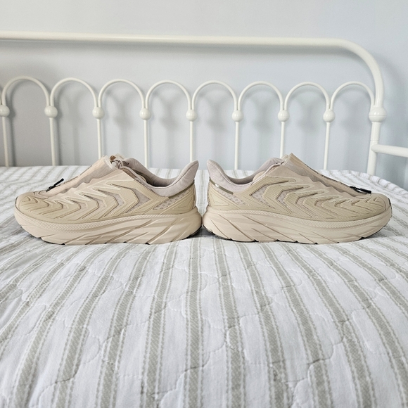 NWOT | HOKA ONE ONE Project Clifton Zip-Up Sneakers in 'Shifting Sand Dune' - Picture 6 of 10